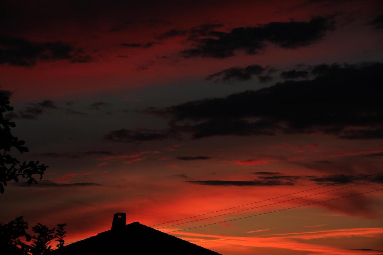 Chalet Mont Ventoux Et Chalet Vip Camaret-sur-Aigues Zewnętrze zdjęcie